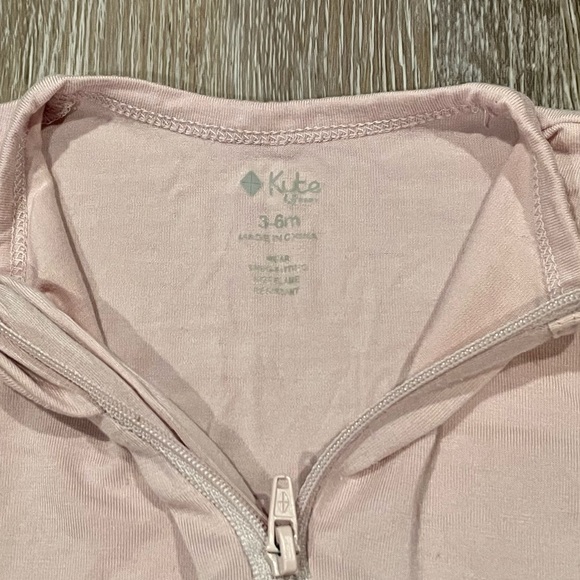 EUC Kyte Baby Bamboo Footie Pjs - Picture 2 of 3